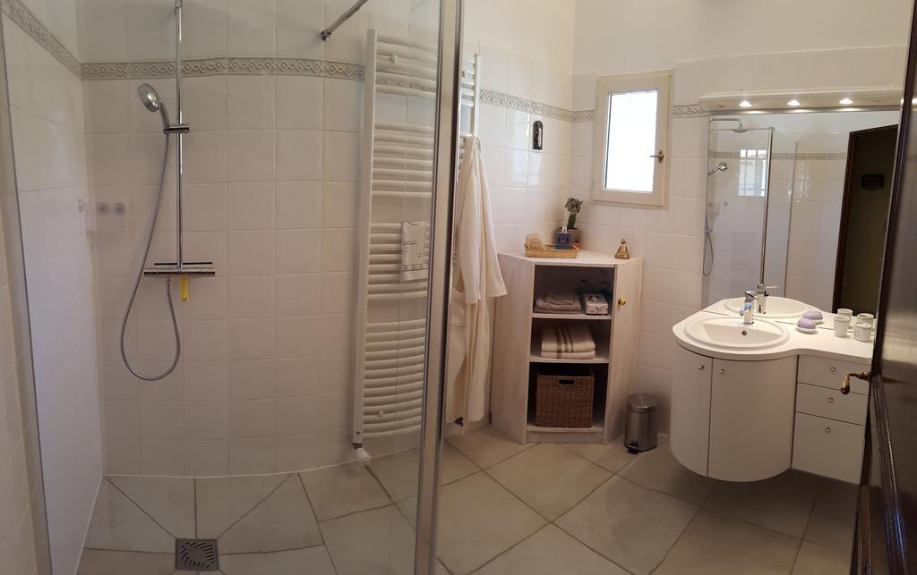 Lamanderie En Provence Bed & Breakfast Alleins Room photo